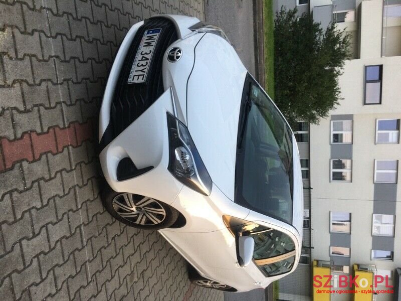 2018' Toyota Yaris photo #1