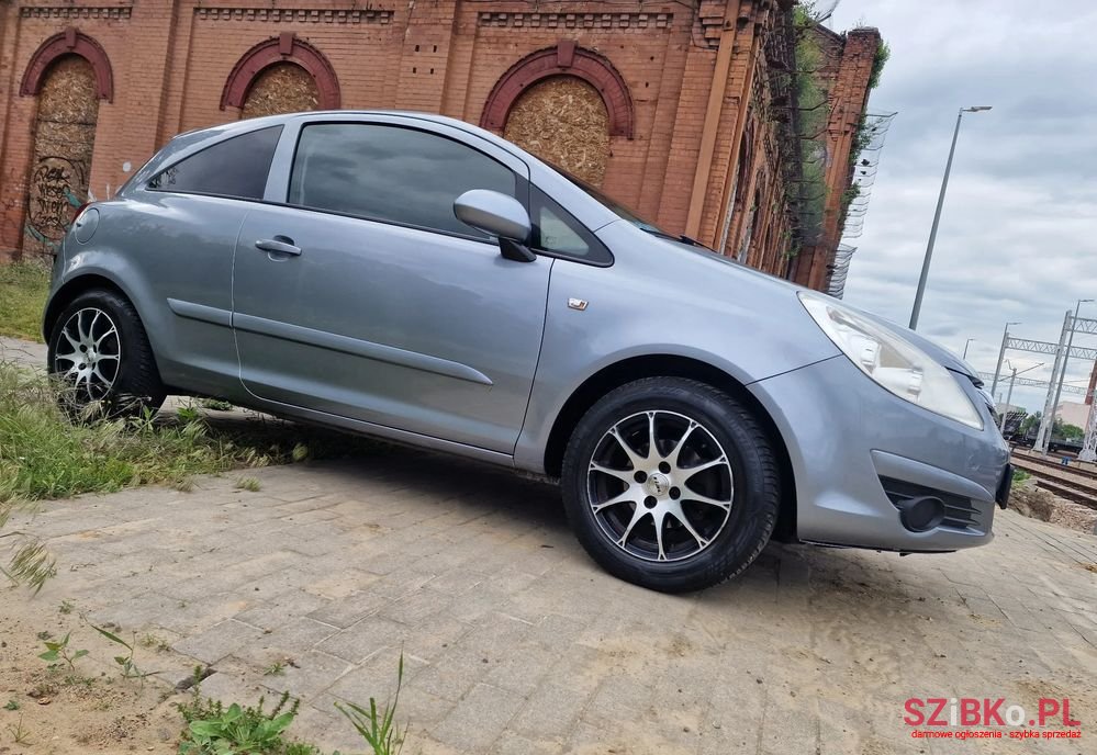 2007' Opel Corsa 1.2 16V Color Edition photo #5