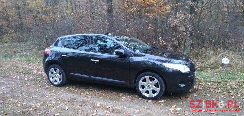 2010' Renault Megane photo #1