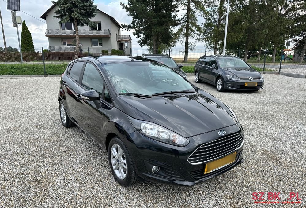 2015' Ford Fiesta photo #1
