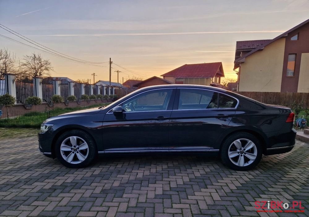 2021' Volkswagen Passat photo #5