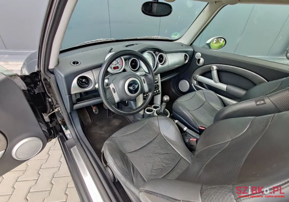 2002' MINI Cooper photo #5