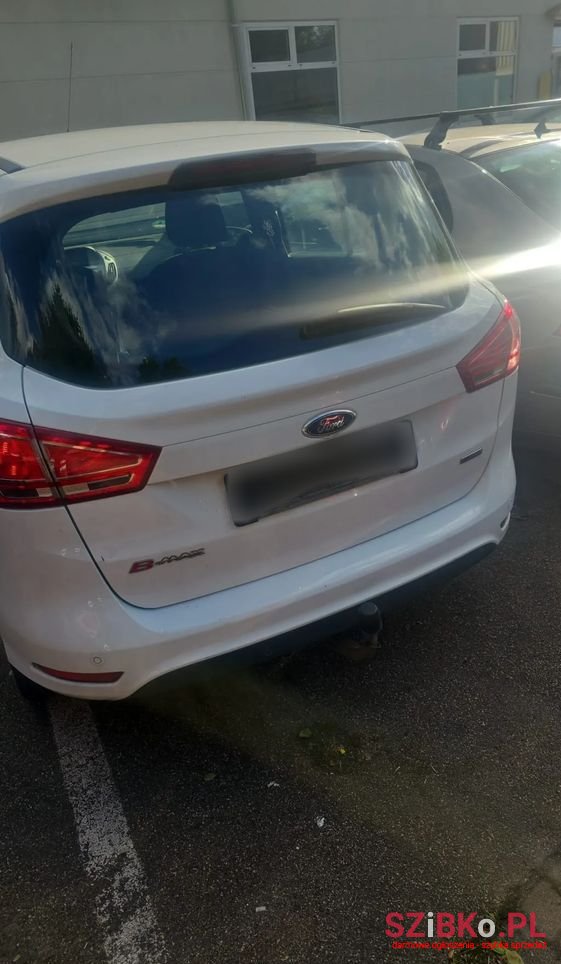 2013' Ford B-MAX photo #3