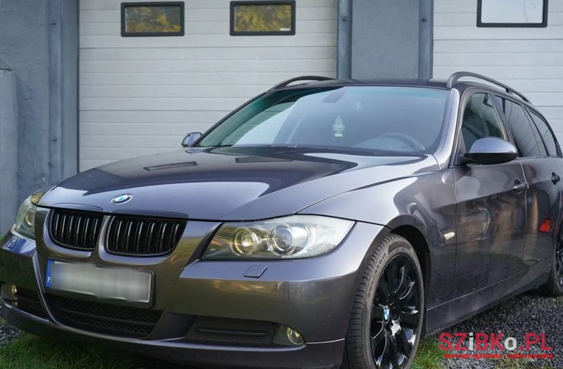 2008' BMW 3 Series photo #4