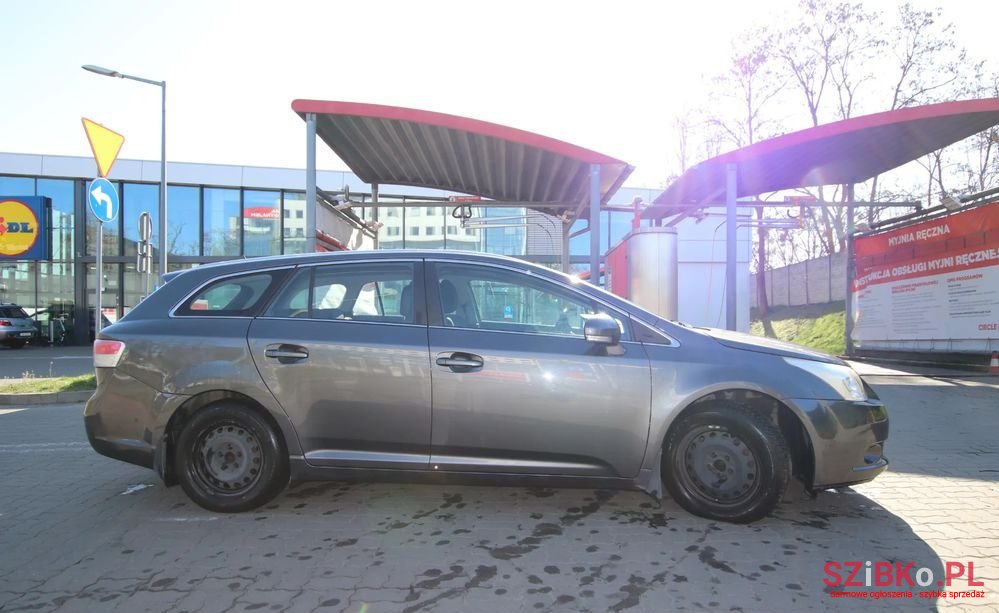 2011' Toyota Avensis 1.8 Sol Navi photo #5