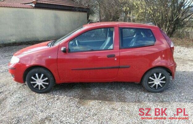 2004' Fiat Punto photo #1