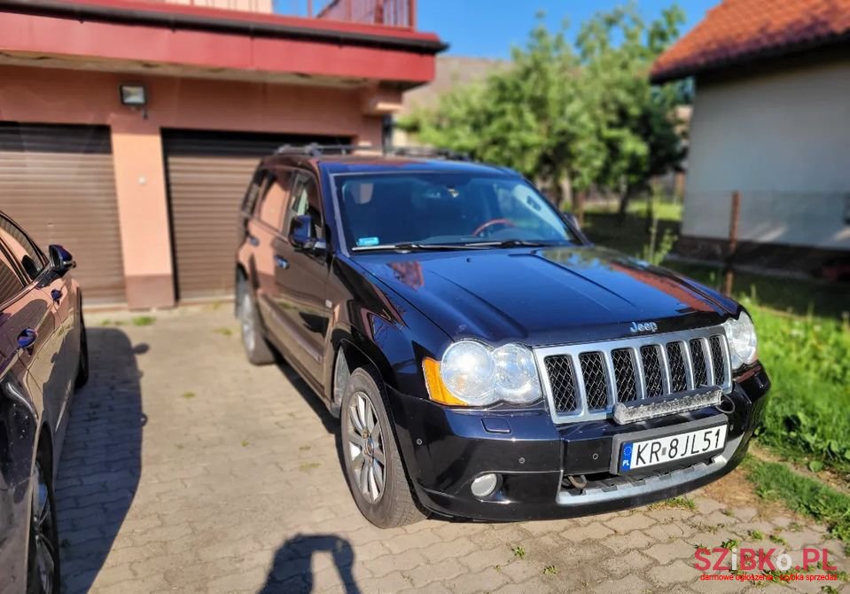 2009' Jeep Grand Cherokee photo #1