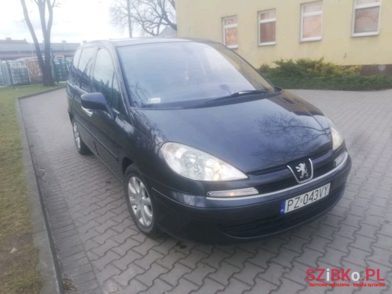 2005' Peugeot 807 photo #1