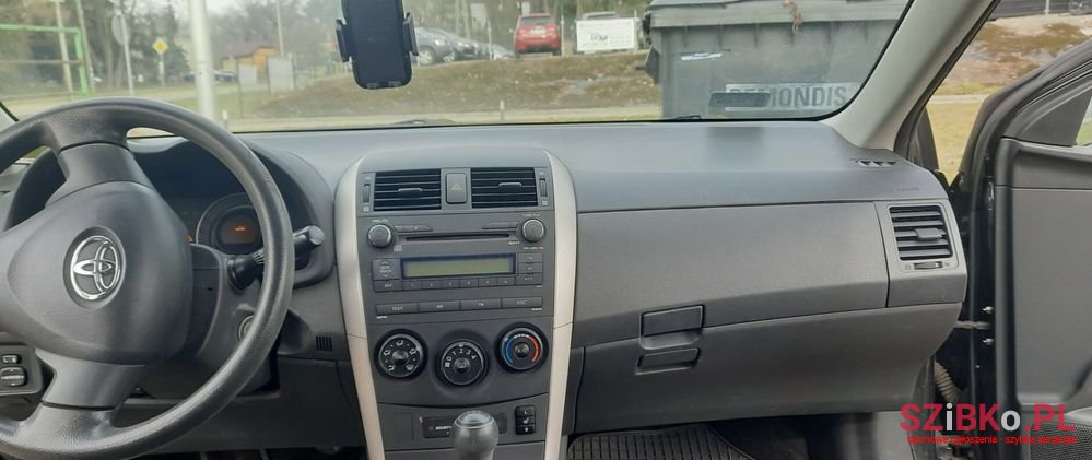 2008' Toyota Corolla photo #6