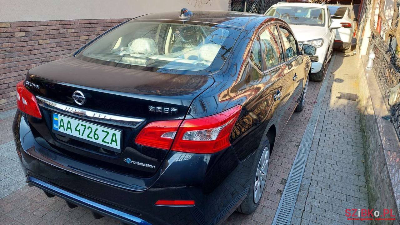 2019' Nissan Leaf Sylphy photo #3