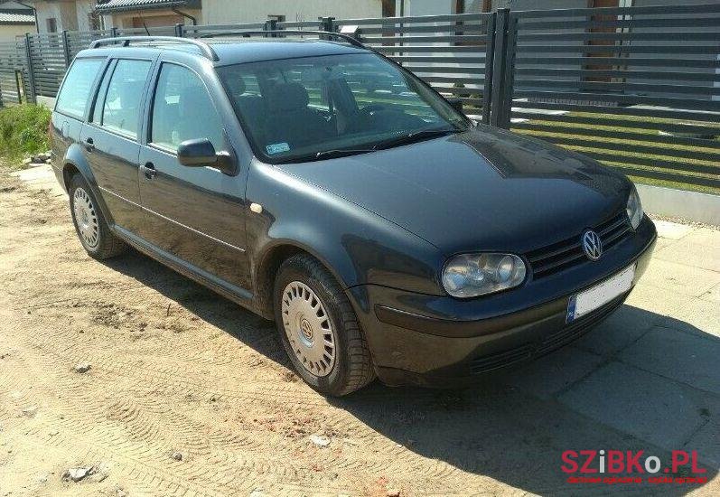 1999' Volkswagen Golf photo #1