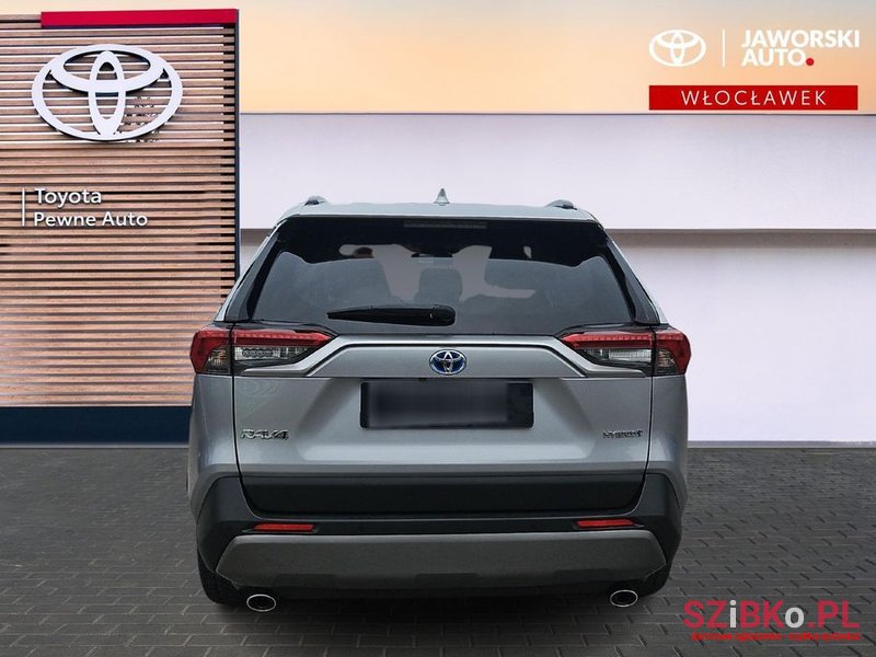2021' Toyota RAV4 photo #4