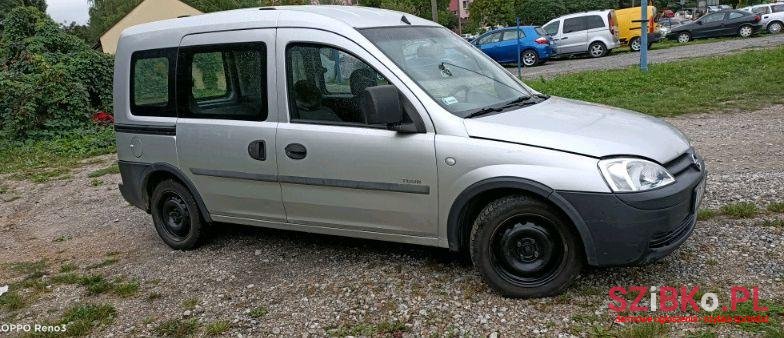 2003' Opel Combo photo #1