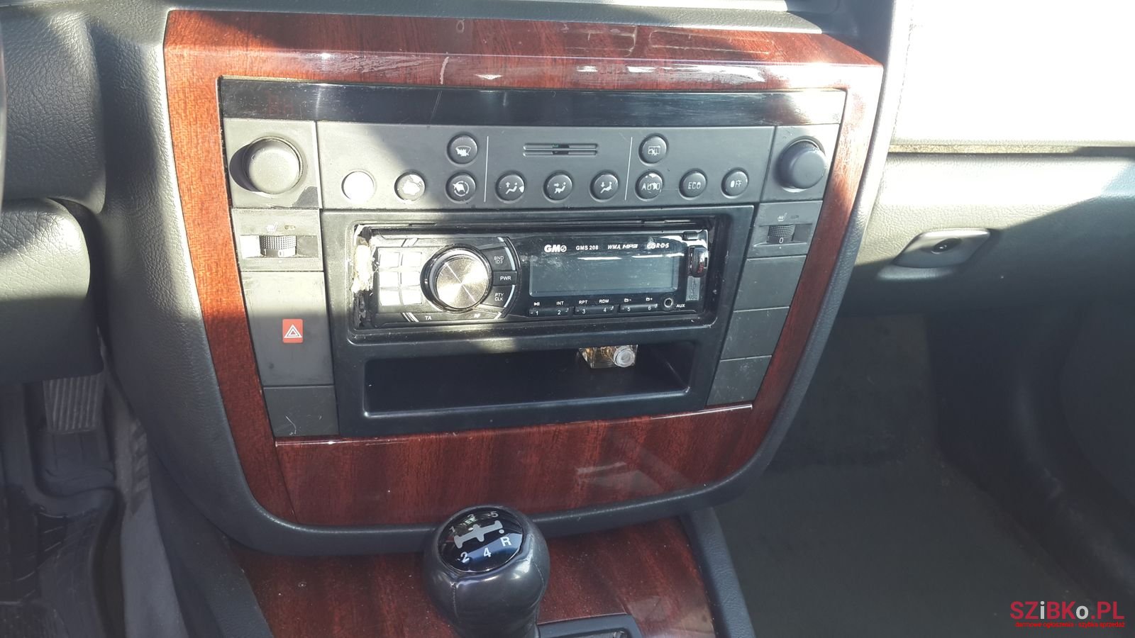 2002' Opel Omega photo #6