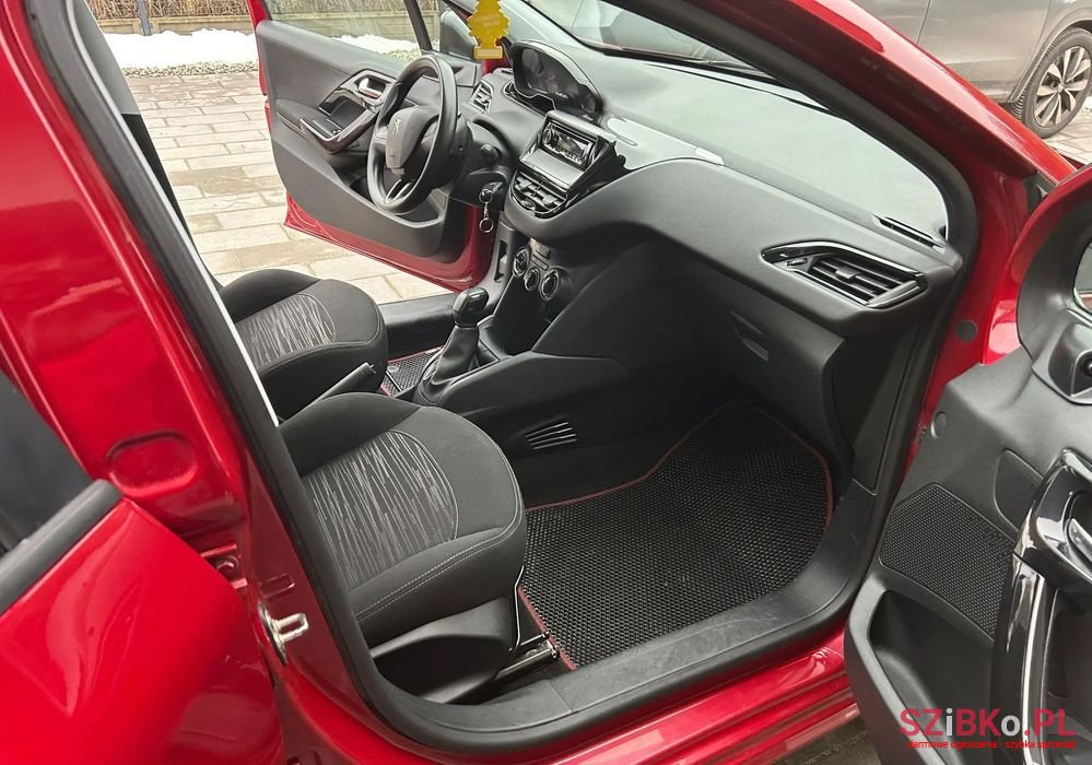 2012' Peugeot 208 1.2 Vti Access photo #6