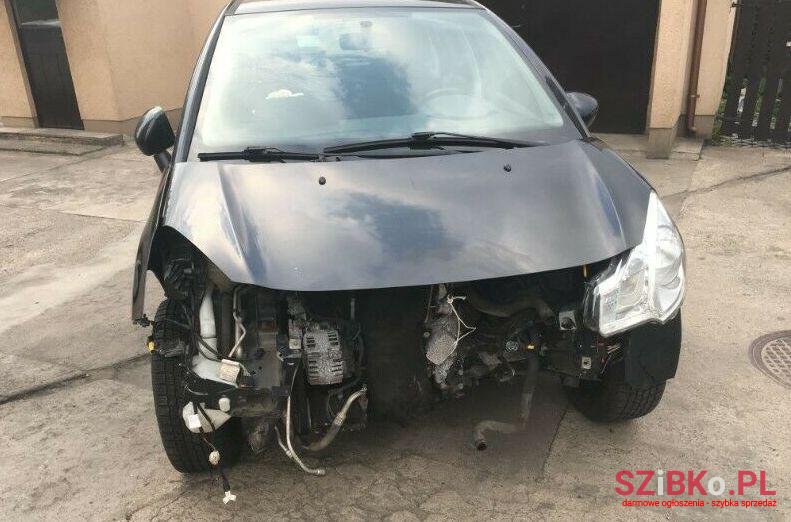 2010' Citroen C3 C3 Picasso photo #2