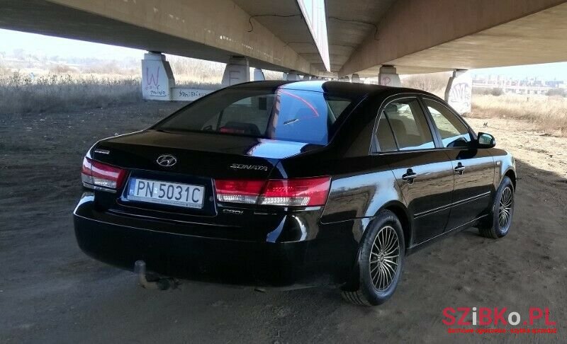 2007' Hyundai Sonata photo #1