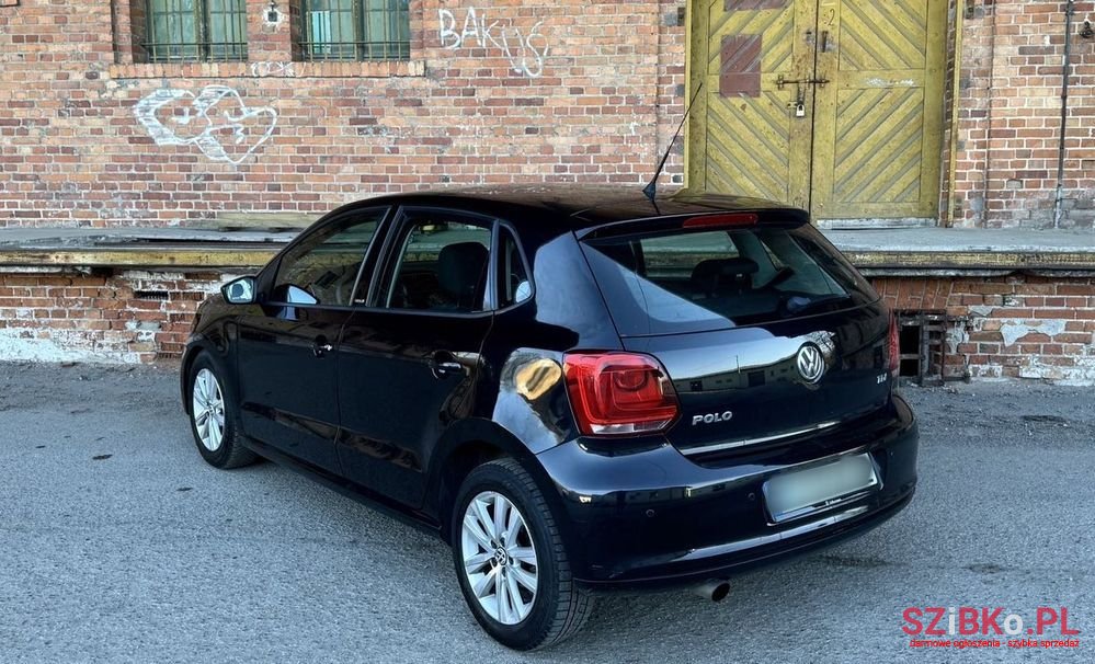 2012' Volkswagen Polo 1.6 Tdi Style photo #2