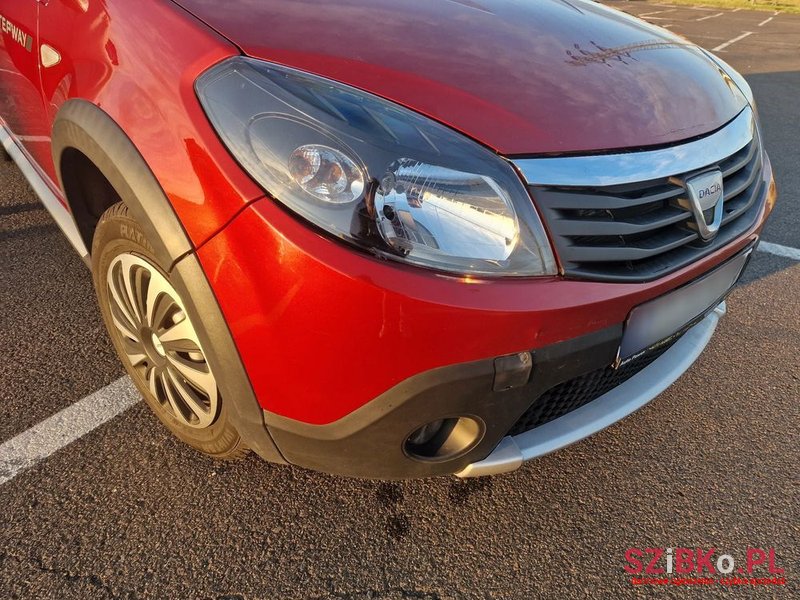 2012' Dacia Sandero Stepway 1.6 photo #2