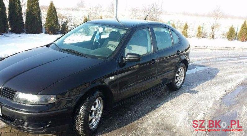 2001' SEAT Leon photo #2