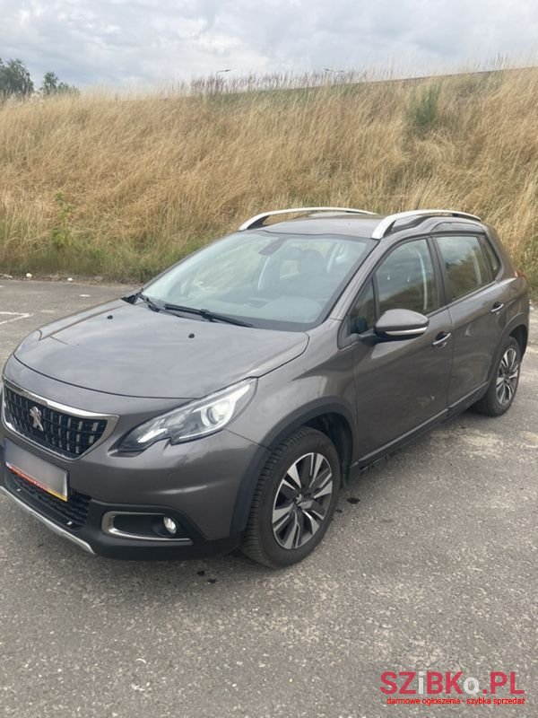 2017' Peugeot 2008 photo #3