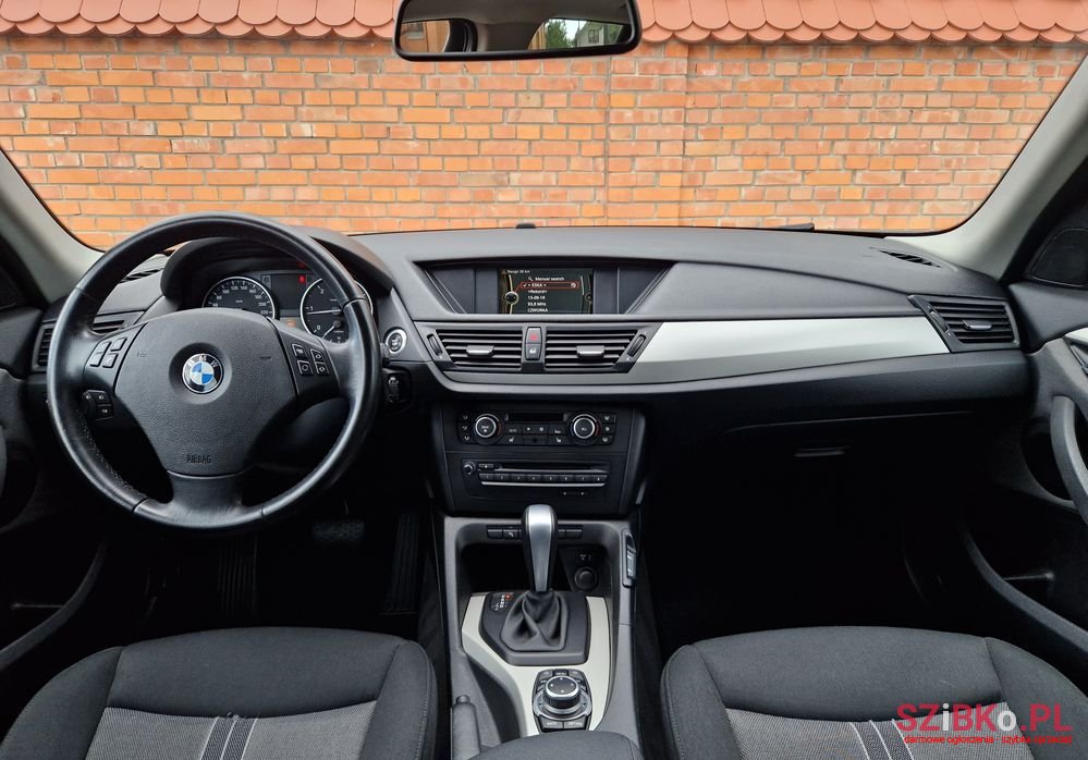 2011' BMW X1 photo #5