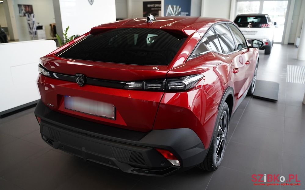 2023' Peugeot 408 photo #3