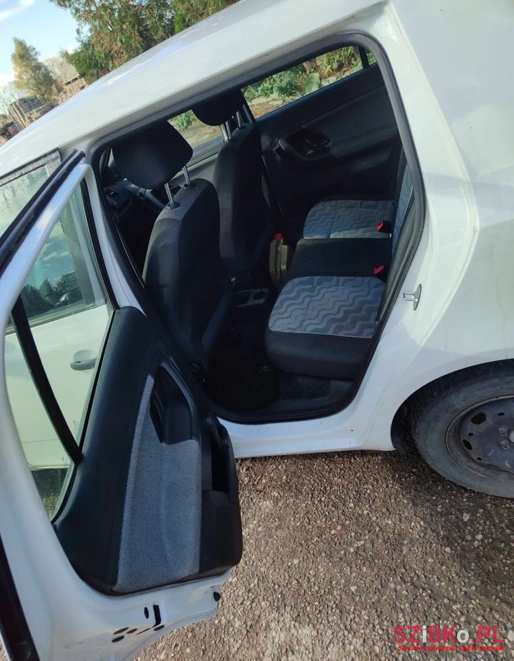 2012' Skoda Fabia 1.2 12V Active photo #6