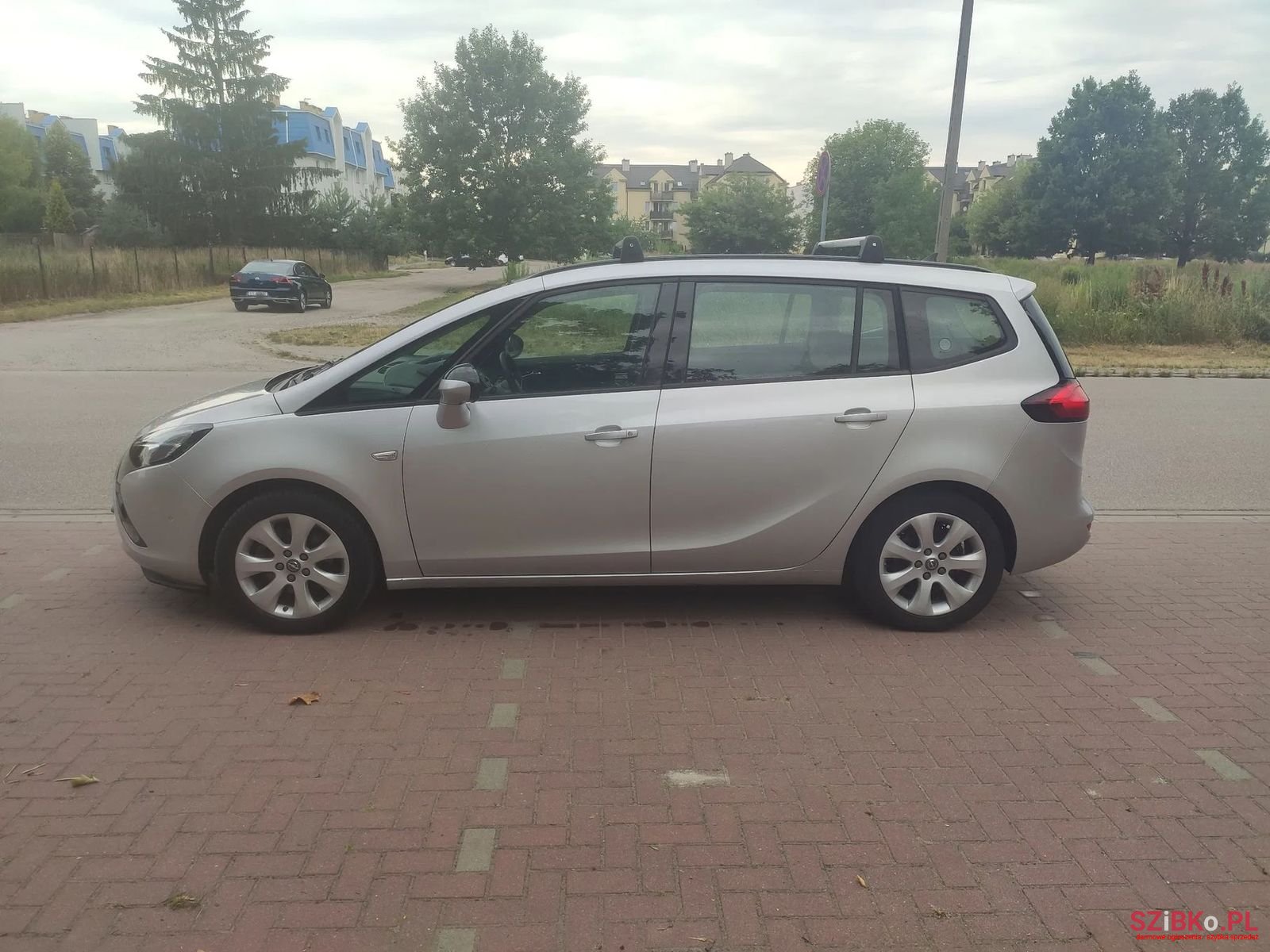 2015' Opel Zafira photo #4