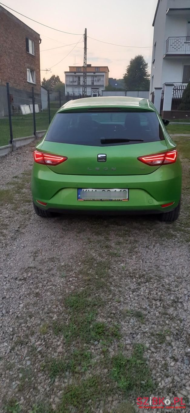 2013' SEAT Leon photo #3