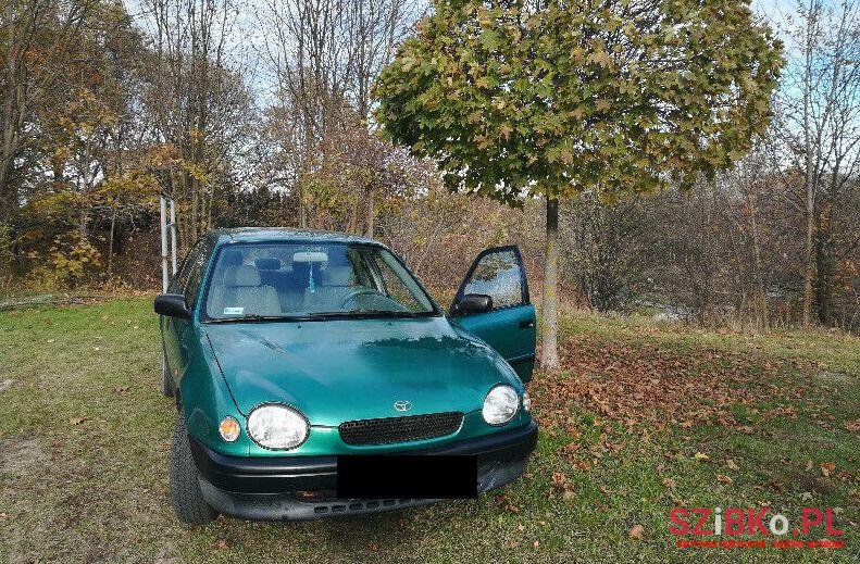 1998' Toyota Corolla photo #1