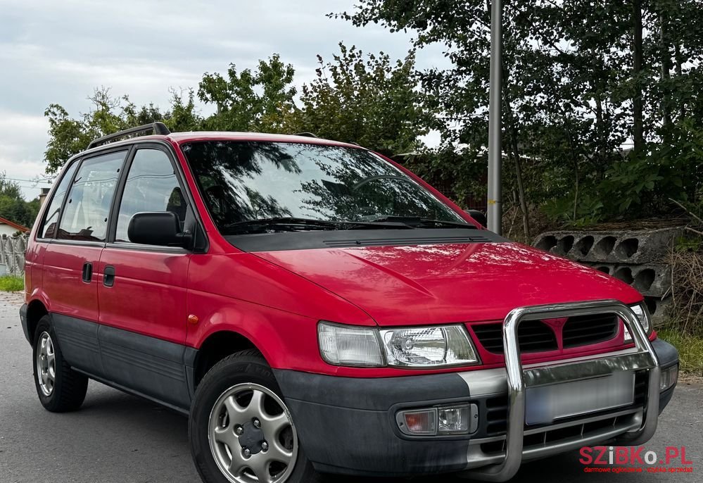 1996' Mitsubishi Space Runner 1800 City photo #4