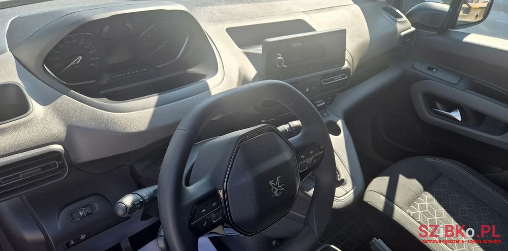 2019' Peugeot Rifter photo #4