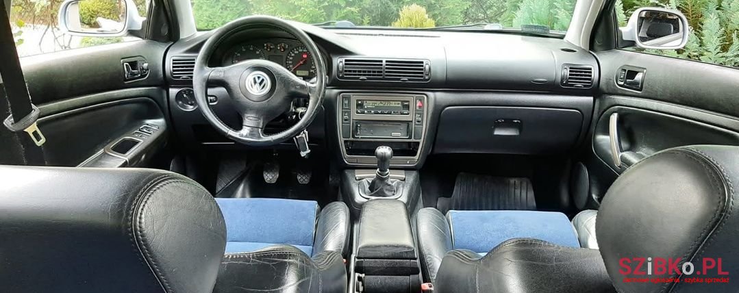 1998' Volkswagen Passat photo #3
