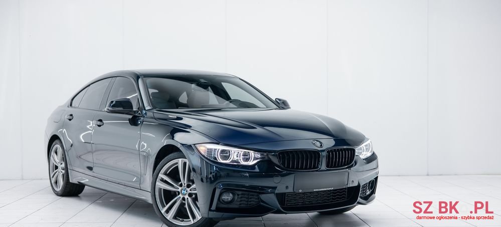 2016' BMW 4 Series 420D photo #2