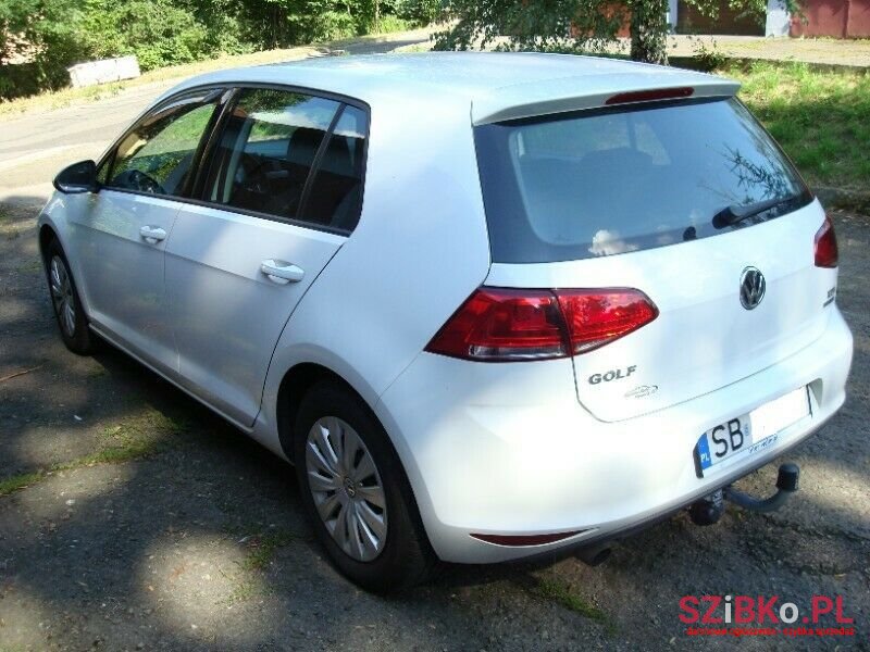 2013' Volkswagen Golf photo #6