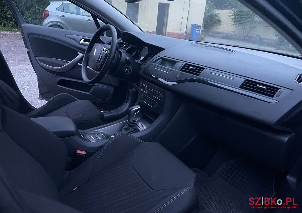 2010' Citroen C5 2.0 Hdi Exclusive photo #5