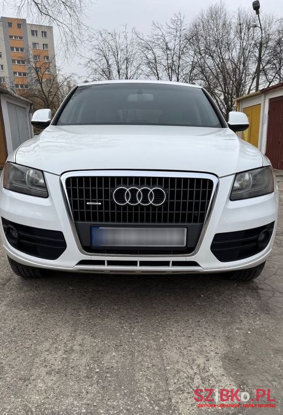 2011' Audi Q5 photo #1
