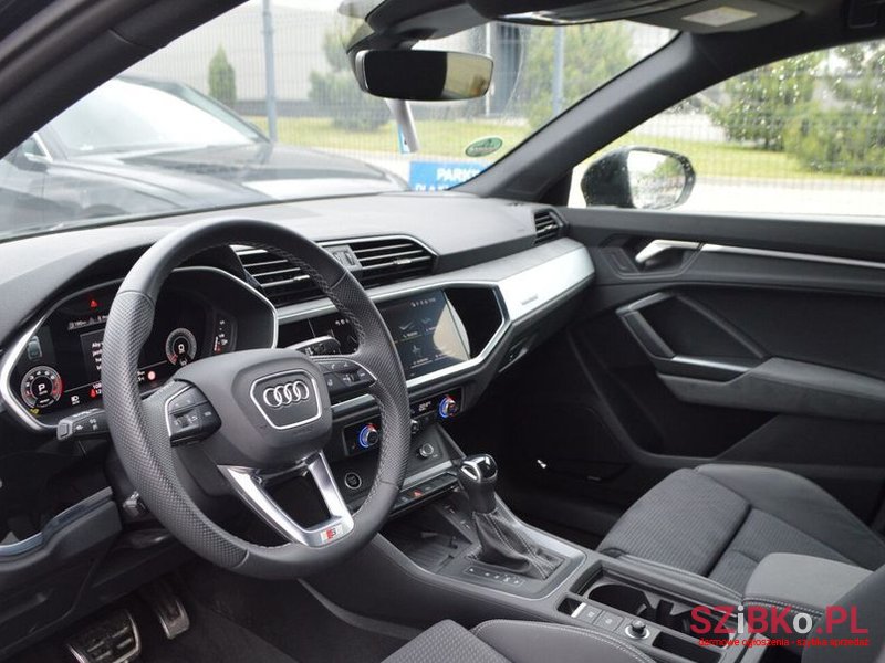 2024' Audi Q3 Sportback photo #6
