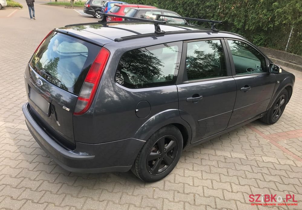 2007' Ford Focus 1.8 Tdci Ghia photo #5