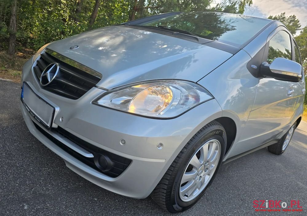 2010' Mercedes-Benz A-Class photo #1