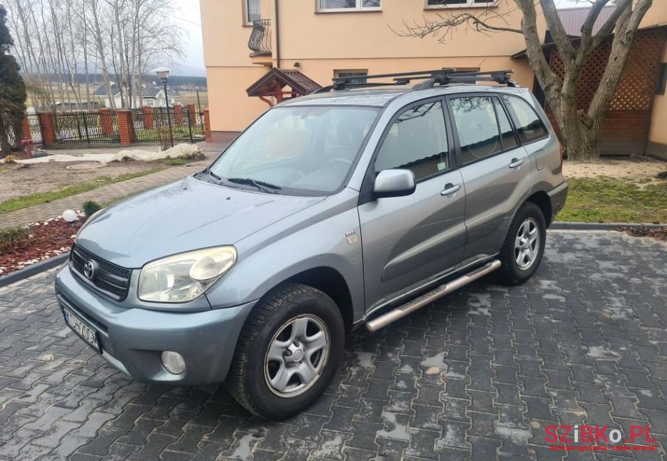 2004' Toyota RAV4 photo #5