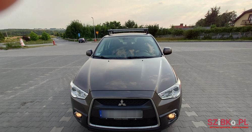 2010' Mitsubishi ASX photo #6