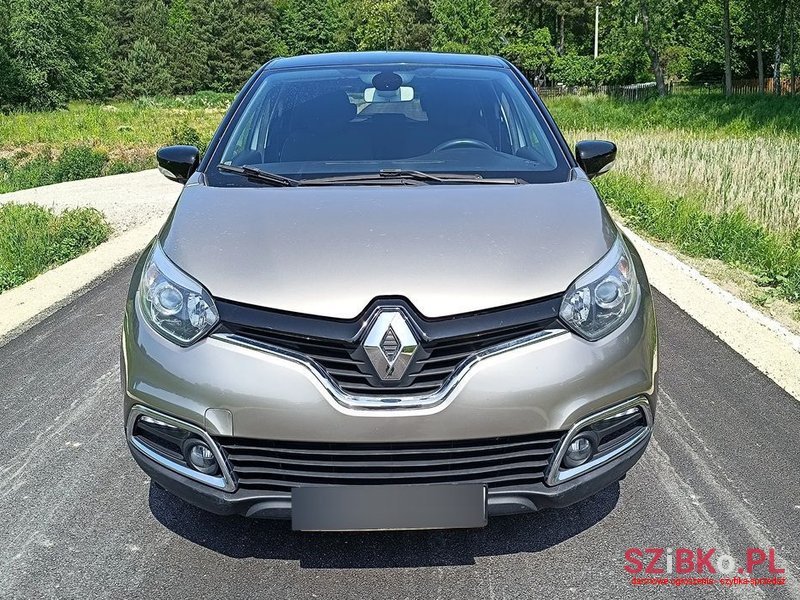 2015' Renault Captur Energy photo #2