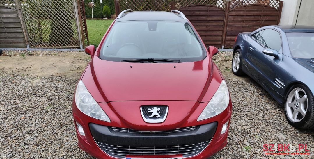 2010' Peugeot 308 photo #2