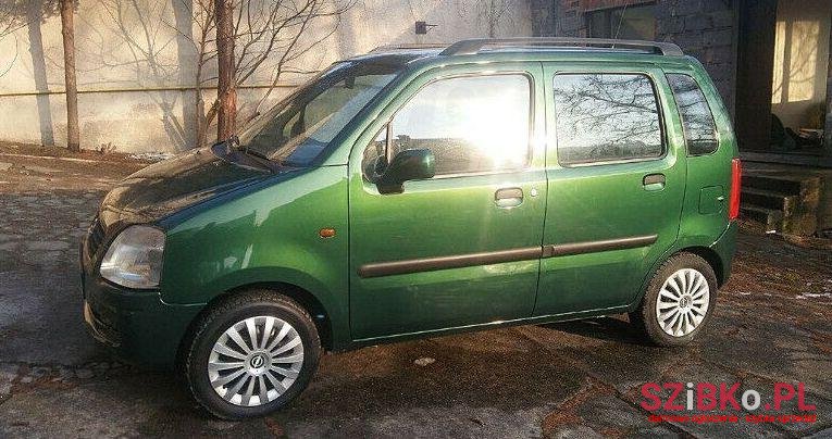 2002' Opel Agilla photo #1