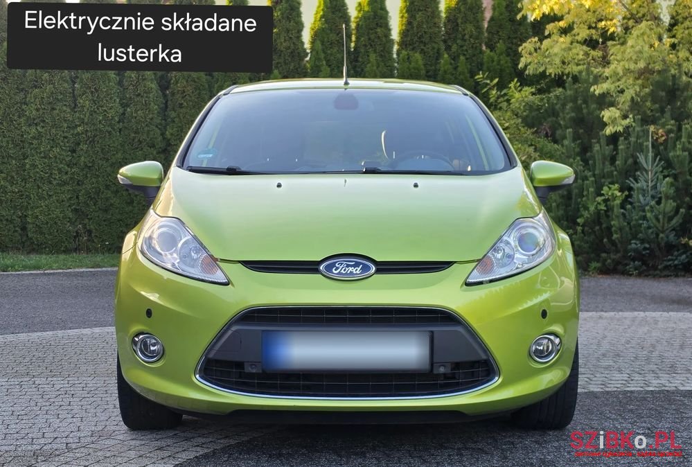 2009' Ford Fiesta 1.25 Titanium photo #2