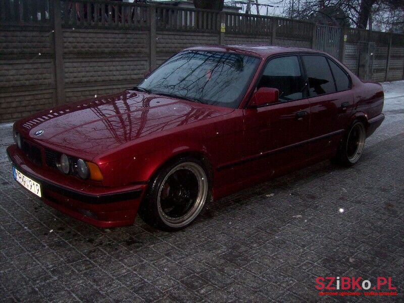 1990' BMW Seria 5 photo #1