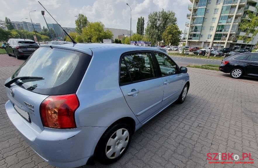 2005' Toyota Corolla photo #2