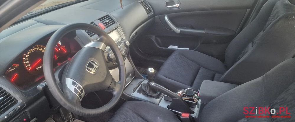 2004' Honda Accord 2.0 Comfort photo #6